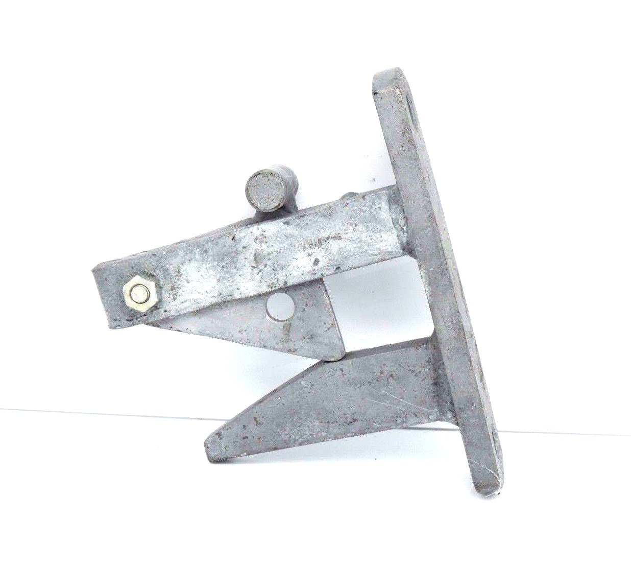 HEAVY DUTY GALVANISED AUTO FIELD GATE LATCH (163mmx35mm plate size)