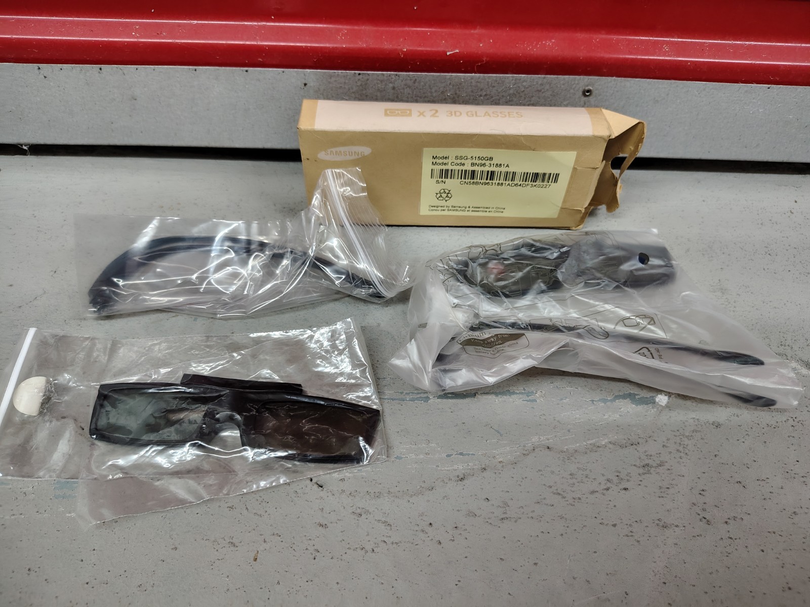 Lot Of 4 Samsung 3D Glasses Model SSG-515GB  BN96-3188A