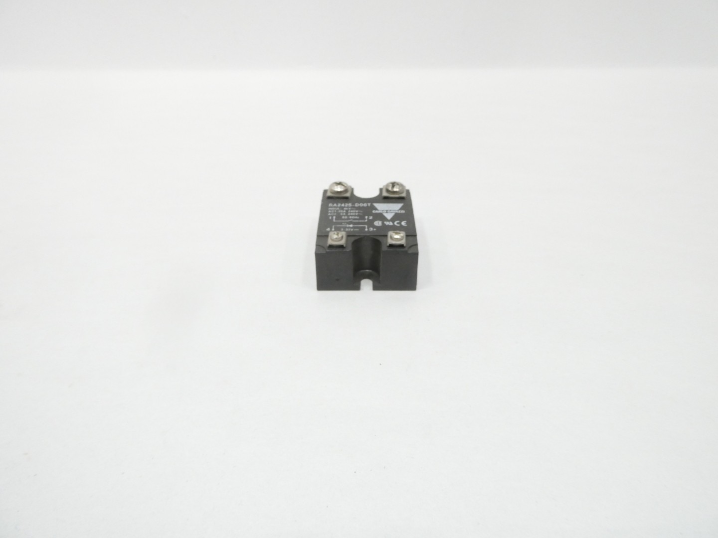 Carlo Gavazzi RA2425-D06T Solid State Relay 240v-ac 3-32v-dc