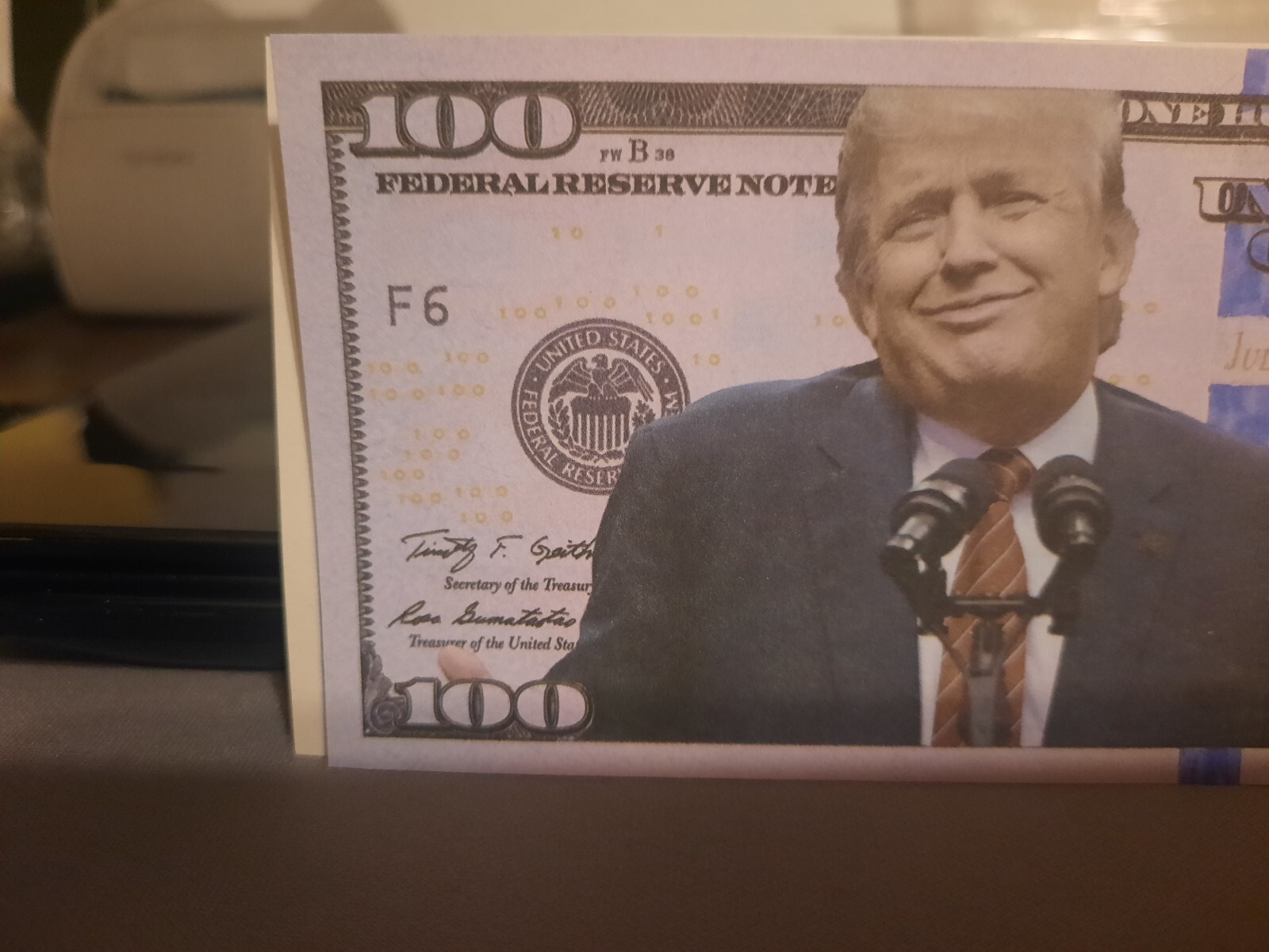 Set Of 4 Donald Trump 2024 & $100 Prank Fake Presidential Bills MAGA USA 45 47