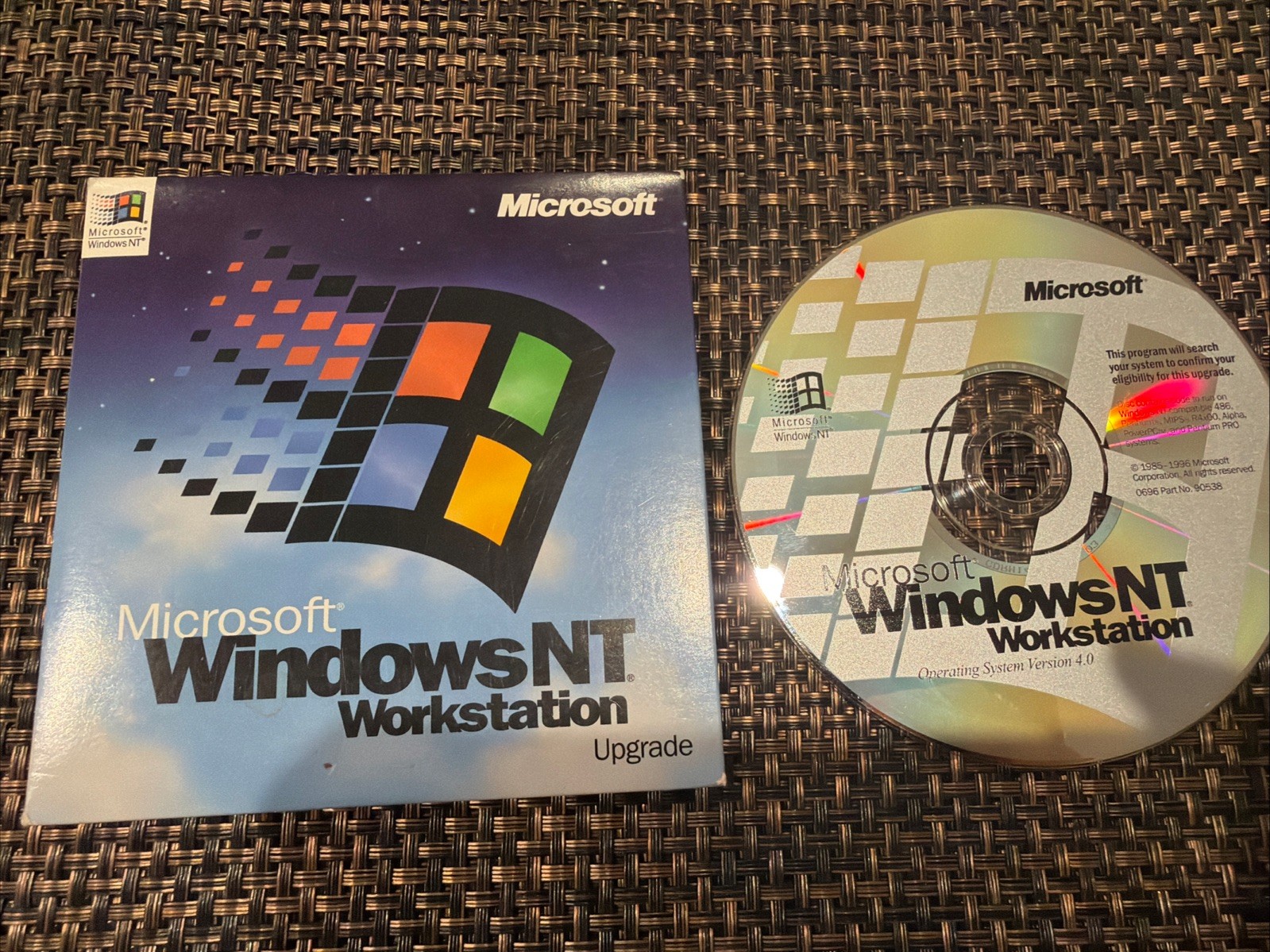 Microsoft NT Workstation Upgrade Version 4.0 CD-ROM - Vintage OS - Original Disc