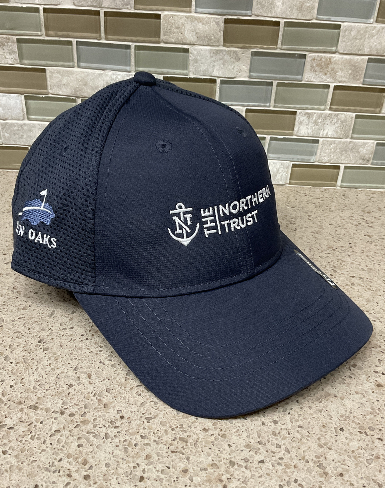The Northern Trust Mens Golf Hat NWT Ahead Fitted Size S/M Blue Glen Oaks Club