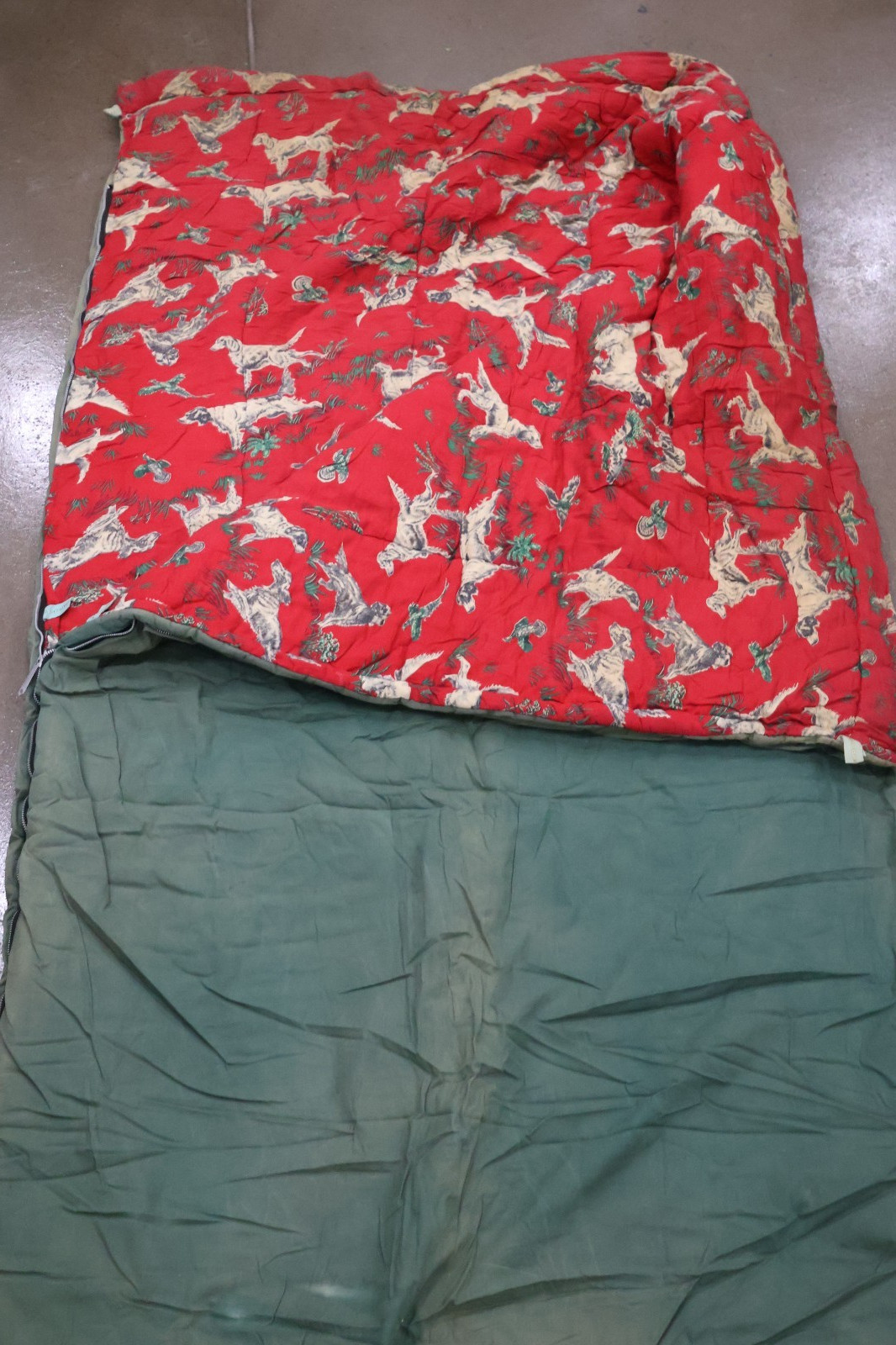 Vintage Sleeping Bag Serval Zipper - Hunting Dog Pheasant Pattern