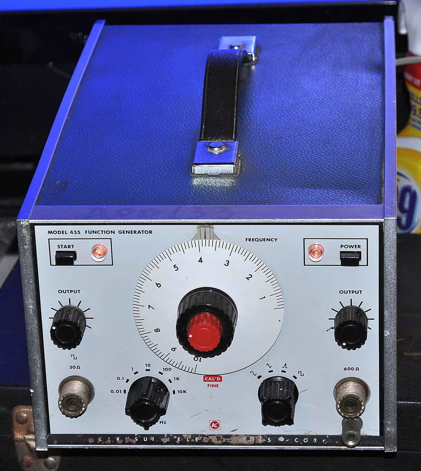 KIKUSUI SIGNAL FUNCTION GENERATOR MODEL 455  GOOD INDUSTRIAL SURPLUS