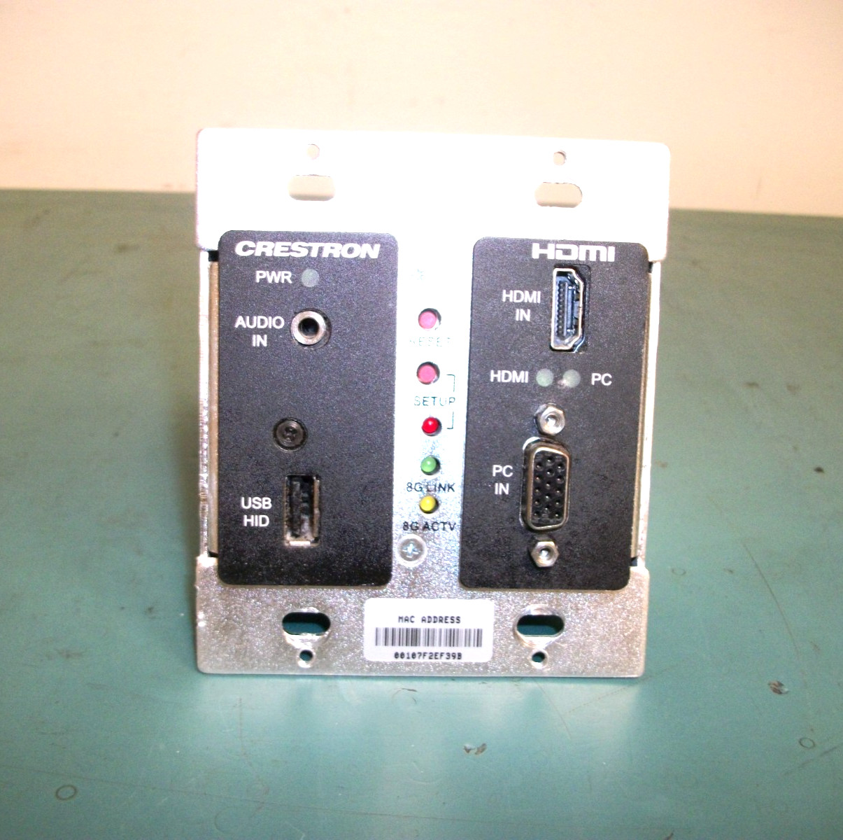 CRESTRON DM-TX-200=C-2G-B-T Wall Plate DigitalMedia 8G+ Transmitter - Black