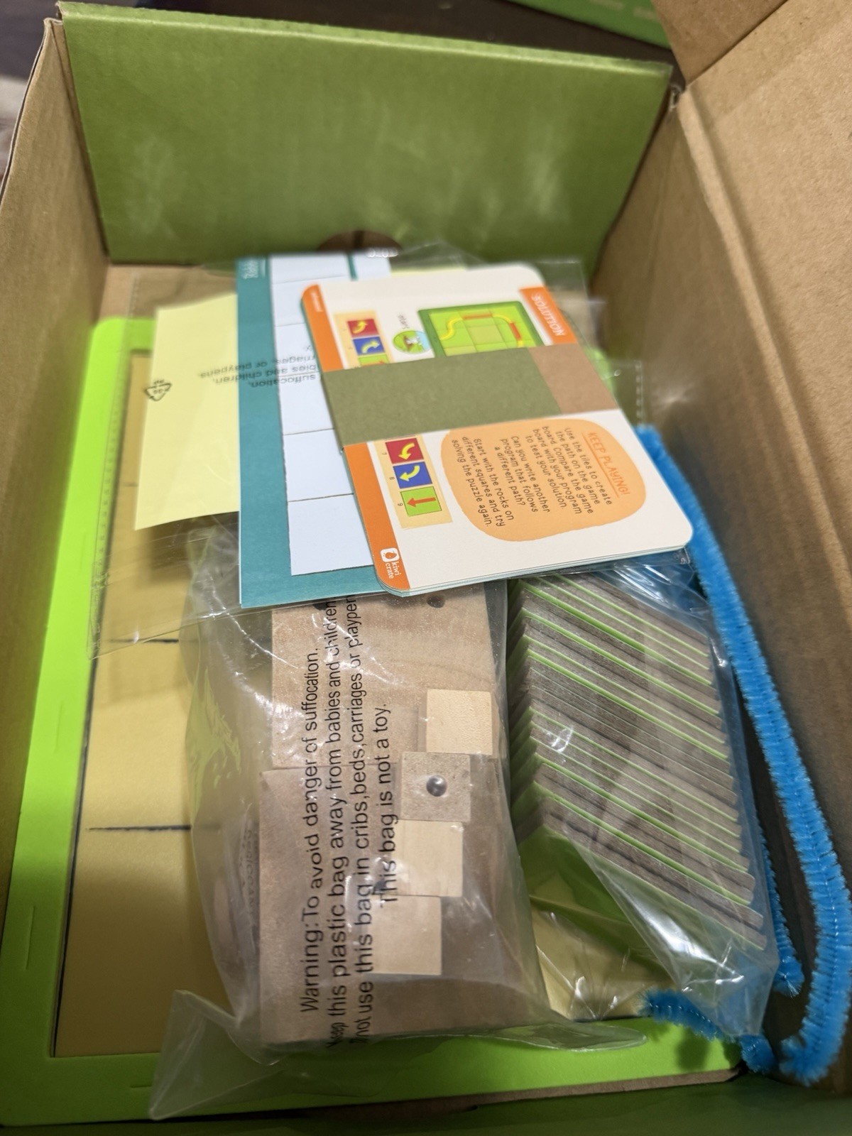 Kiwi Crate - Robots And Coding - STEM - New/Opened