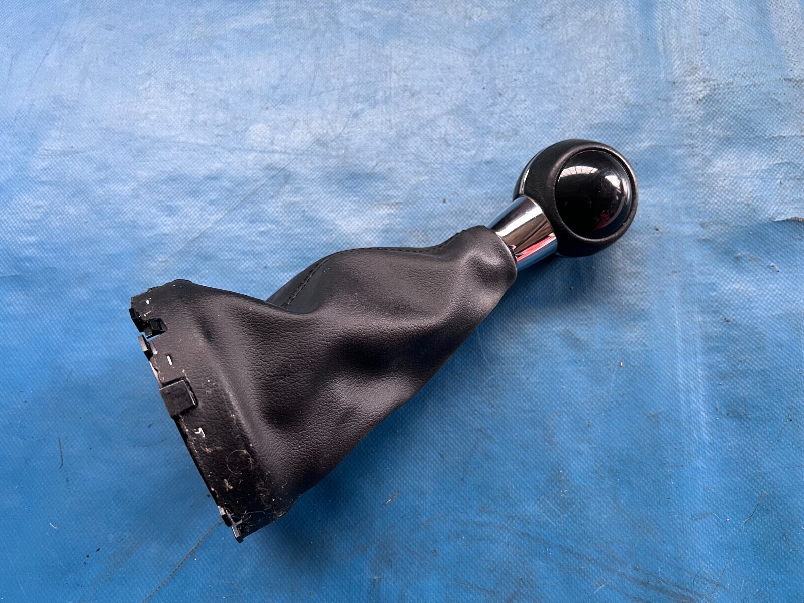 BMW Mini One/Cooper/S Gear Stick & Gaiter (7641999) F54/F55/F56/F57/F60