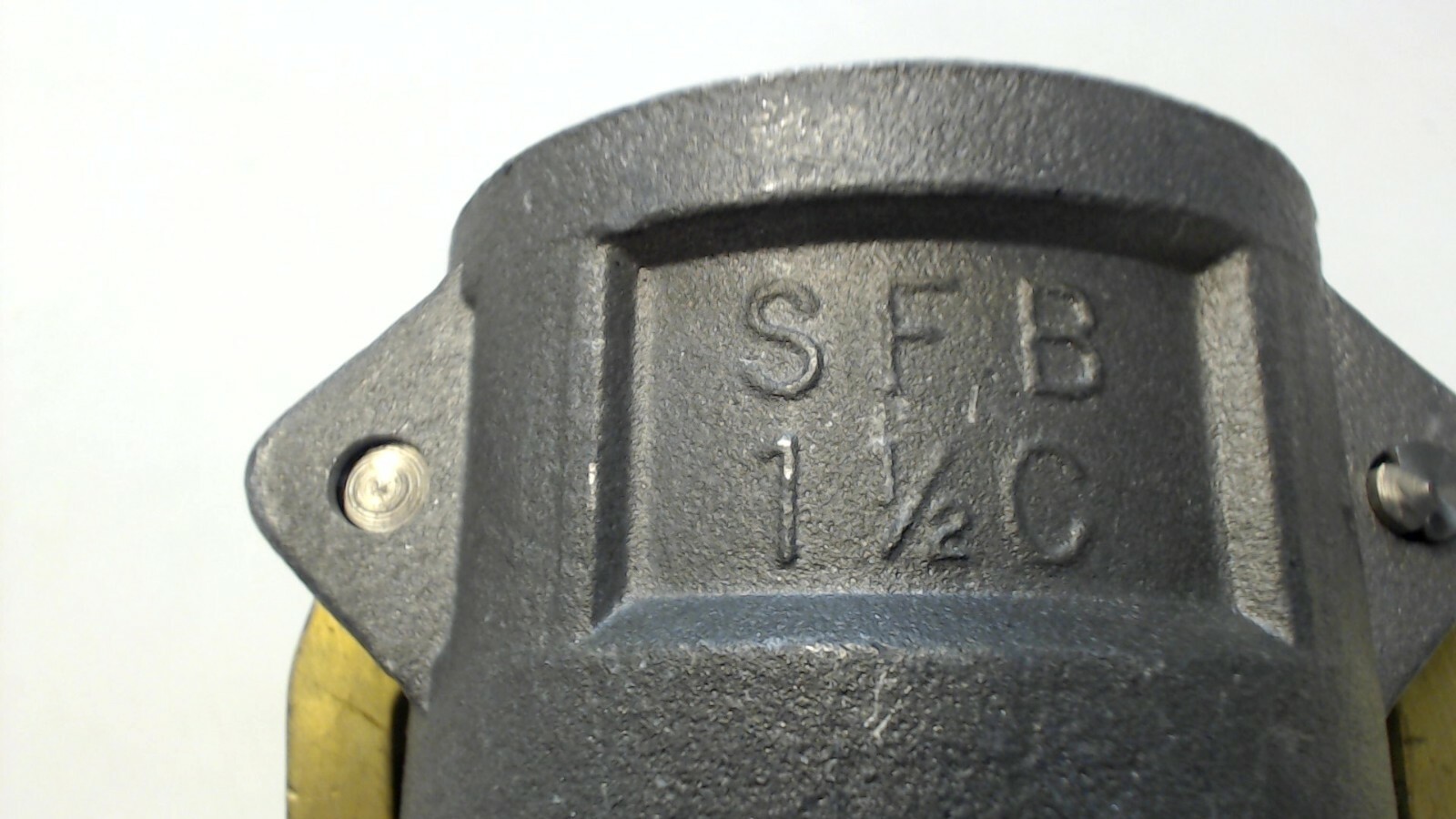1 1/2 Aluminum Can Coupler (Brass Cans)