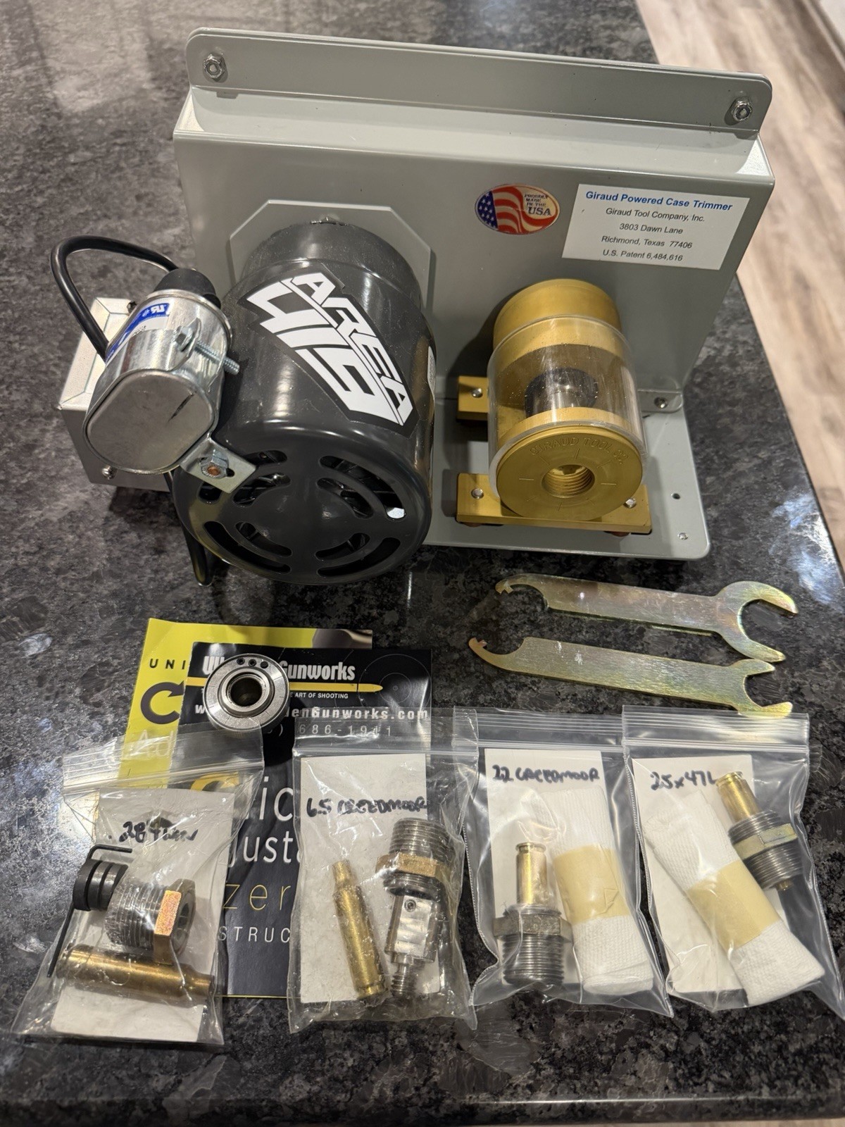 Giraud Case Trimmer With  Xtras