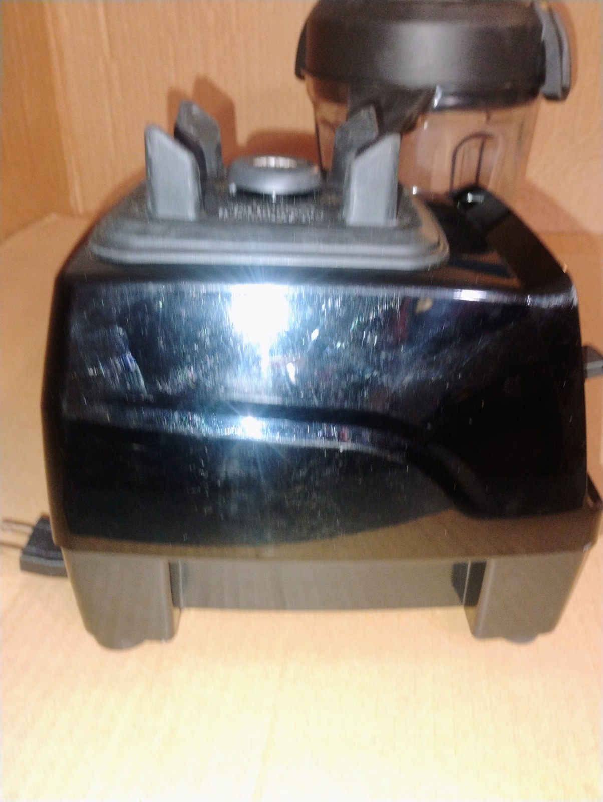 VitaMix Blender VMO197 Black With Low Profile 64oz Container NICE