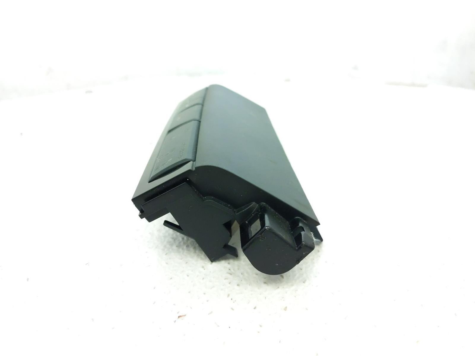 2019-2020 Subaru Ascent Hazard Switch Assy 83037Xc02a