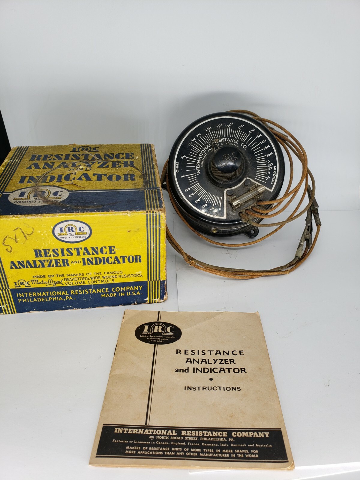 Vintage International Rectifier Resistance Analyzer & Indicator original box Man