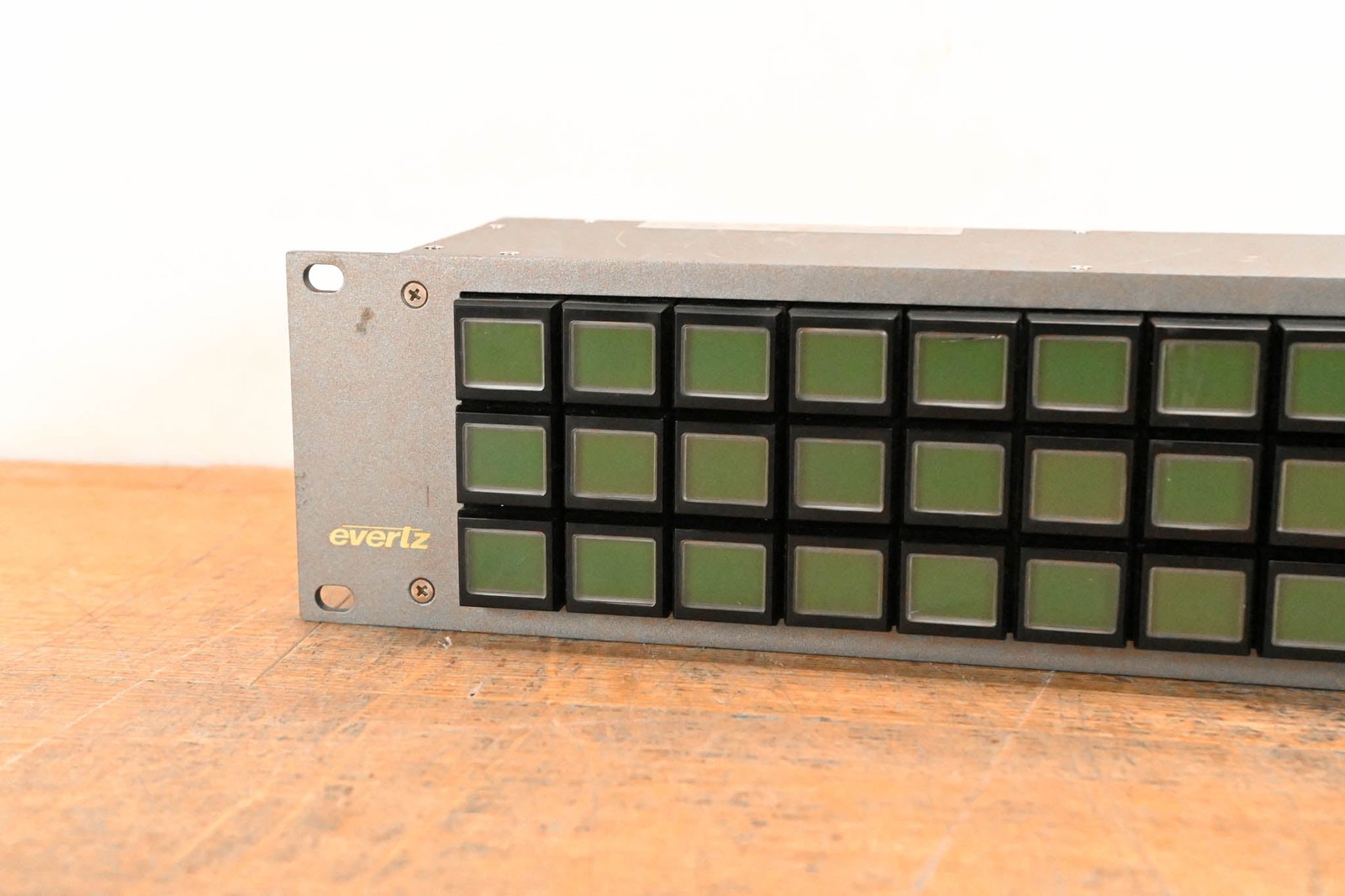 Evertz CP-2048E 2RU 48-Button Router Control Panel CG01G3G