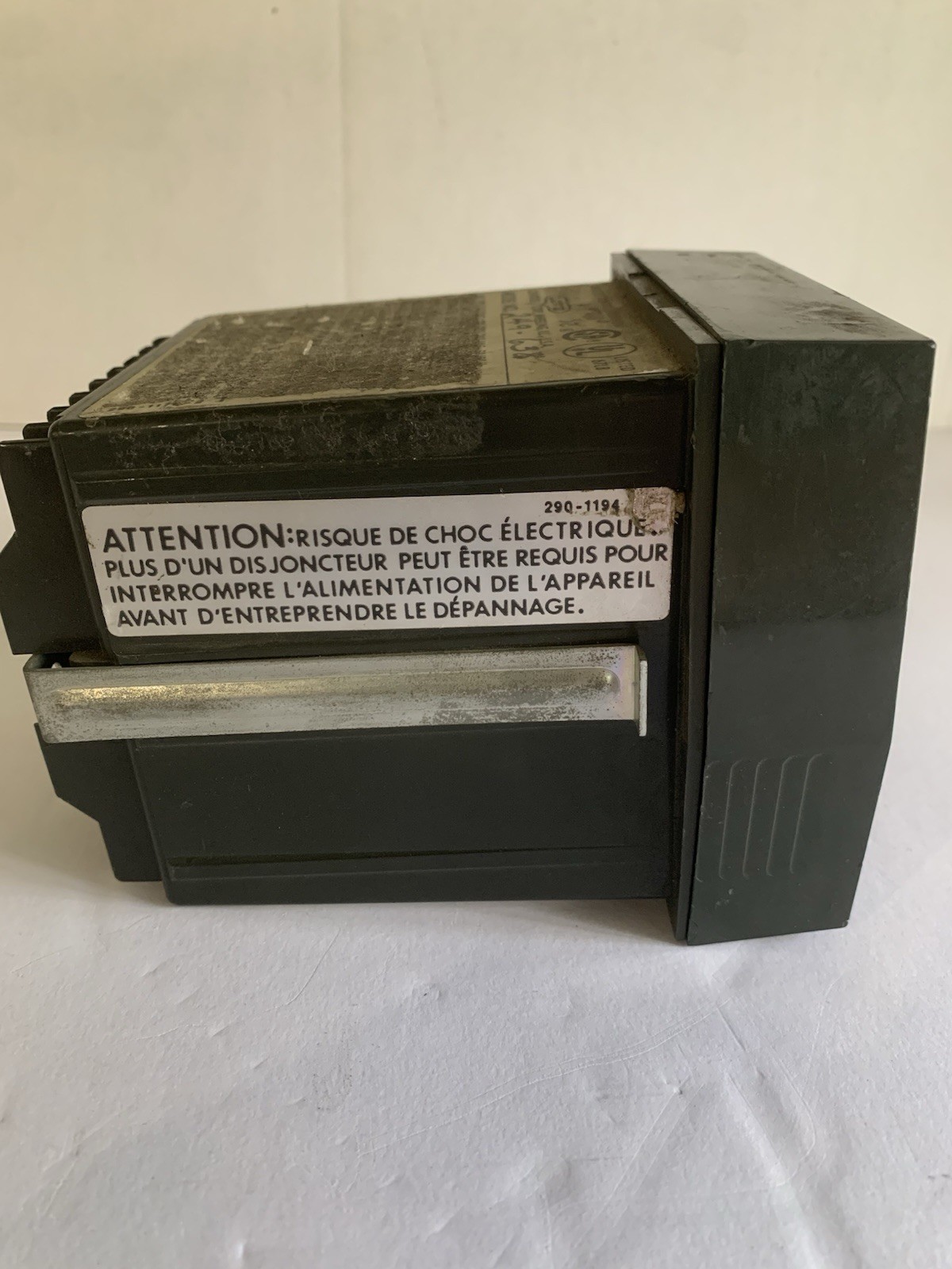 LOVE CONTROLS TEMPERATURE CONTROLLER MODEL 249-638
