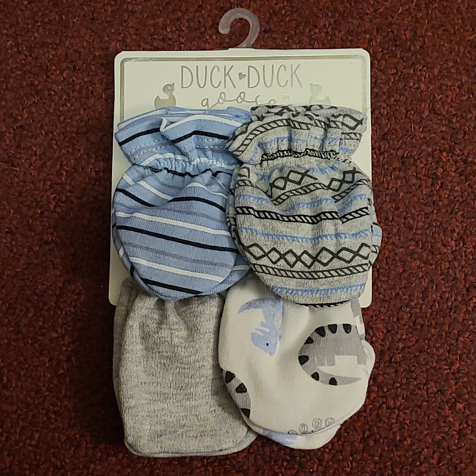 NEW Pack of 4 Set Duck Duck Goose Boys' Dino Mittens Gloves Gray and Blue