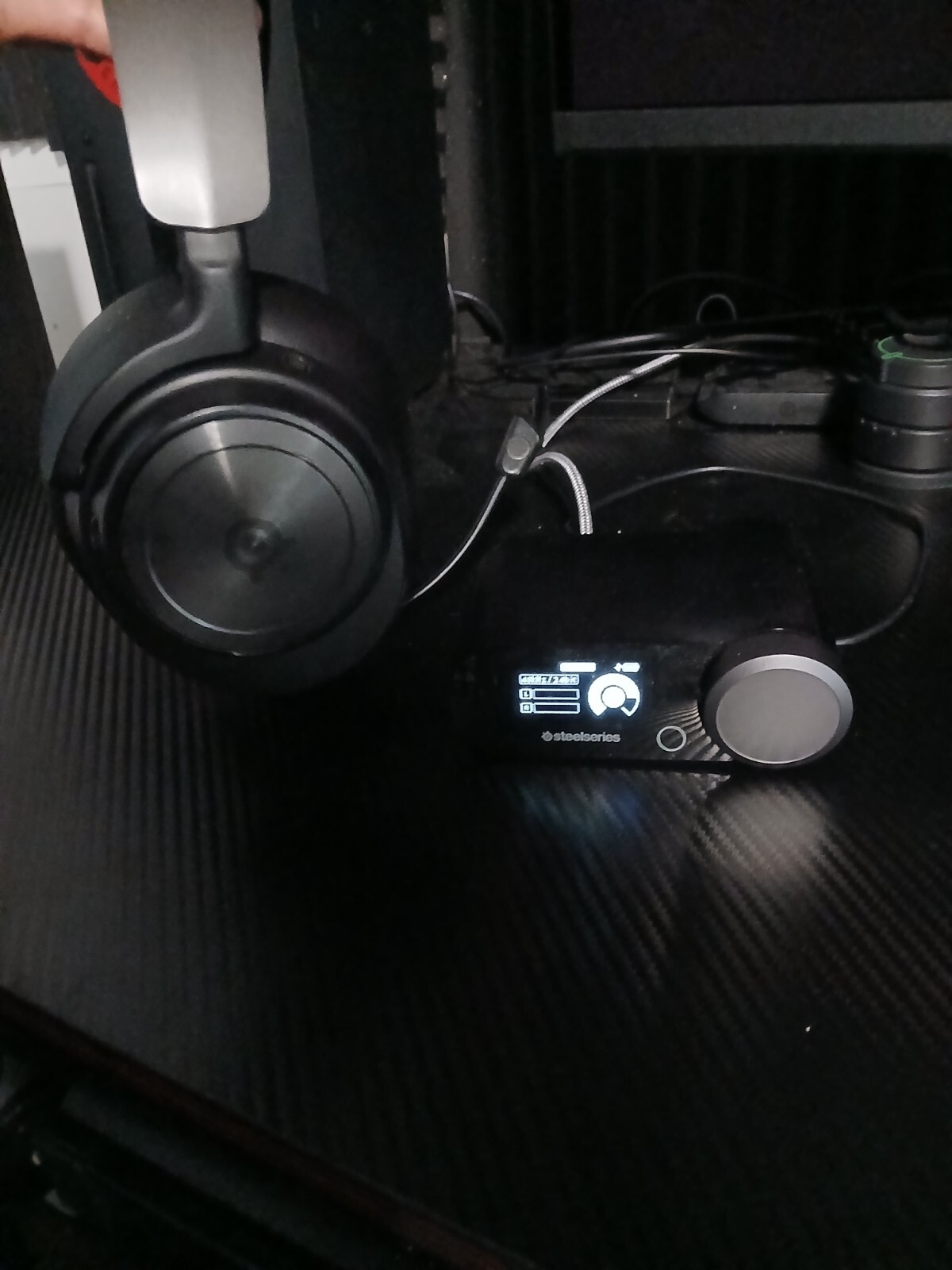 Steelseries arctic nova pro wirless headset