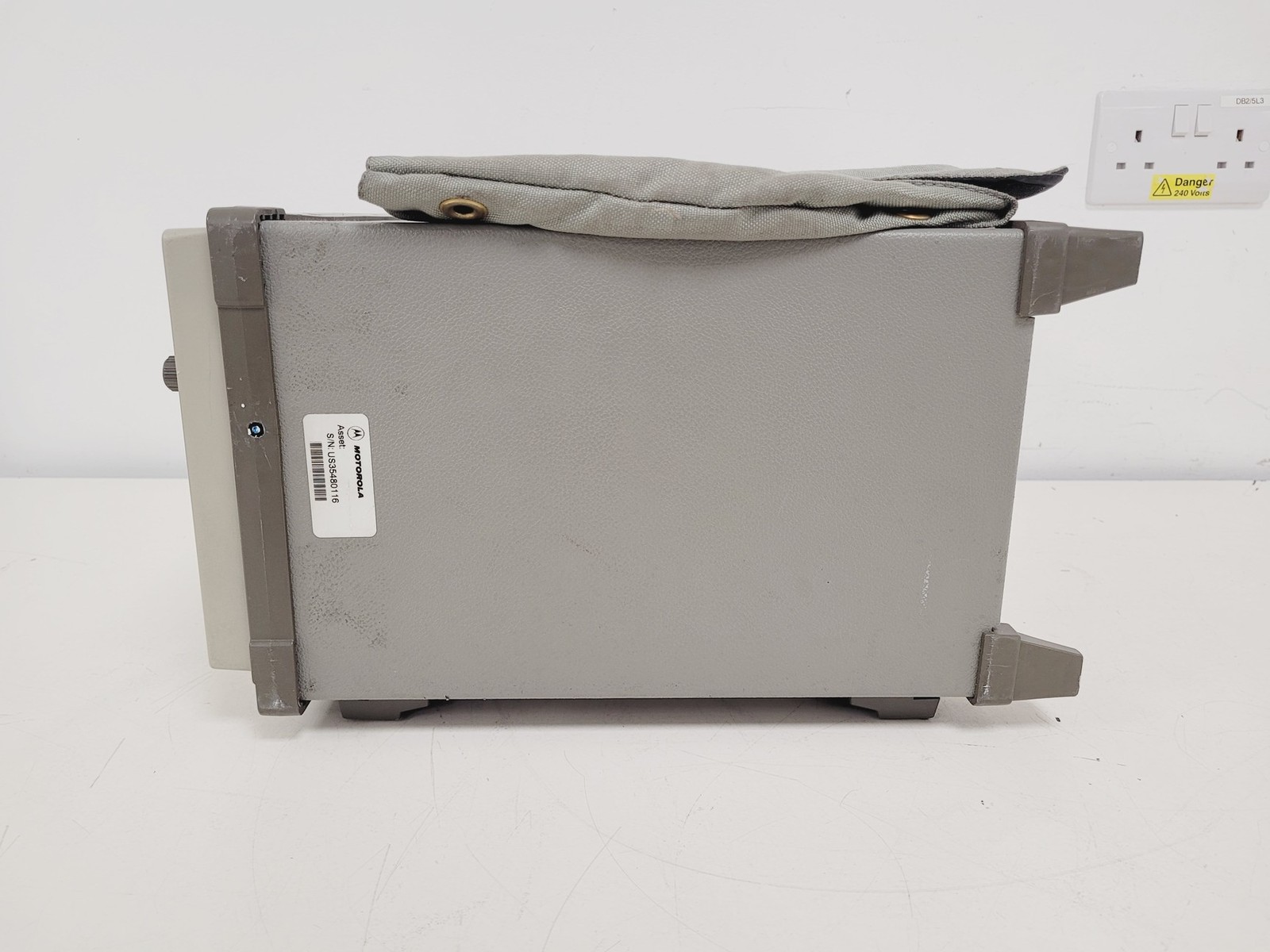 Hewlett Packard 54520A Oscilloscope