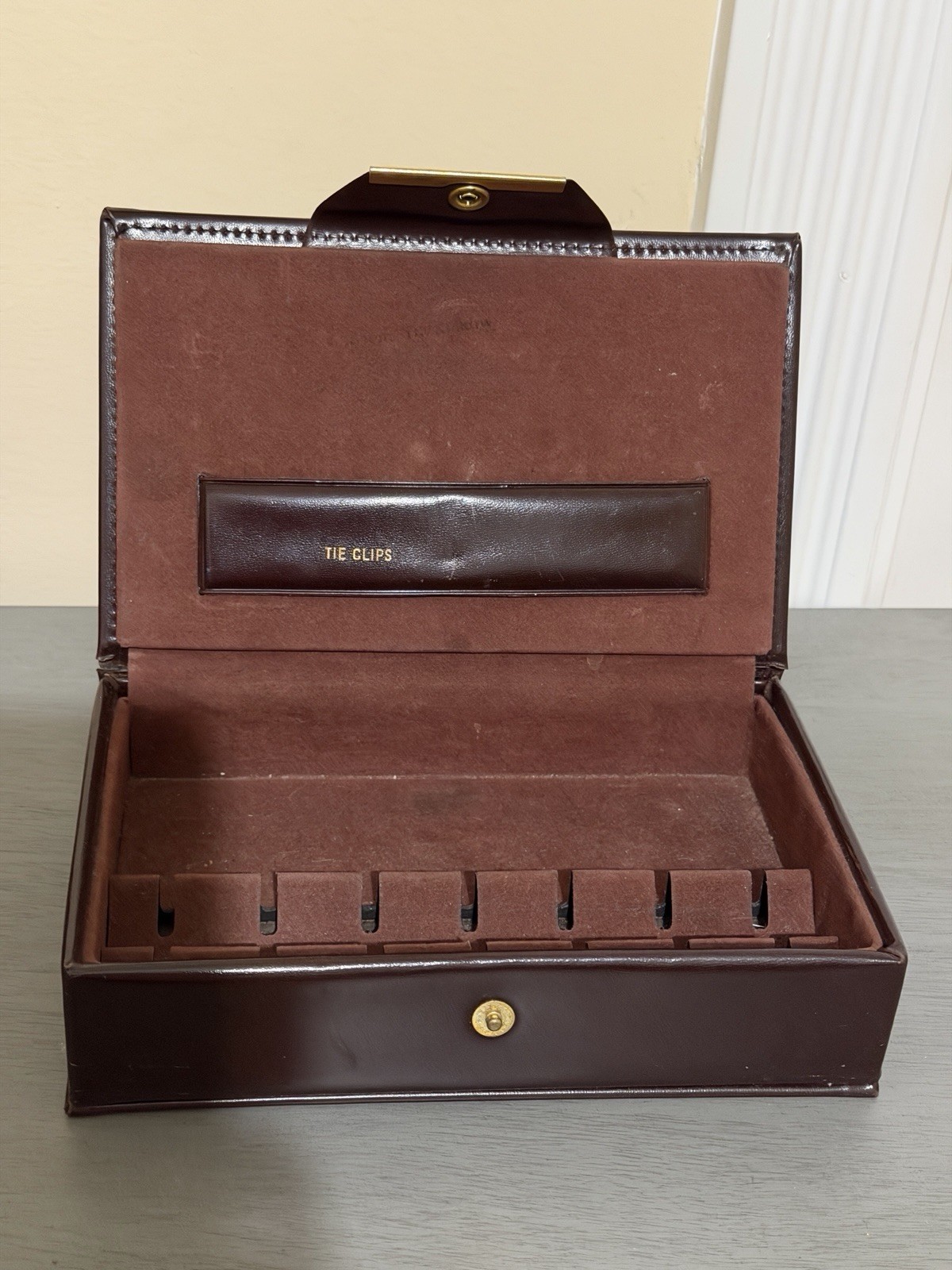 Vintage Hickok  Men's  Valet Case Accessory Jewelry Box Leather