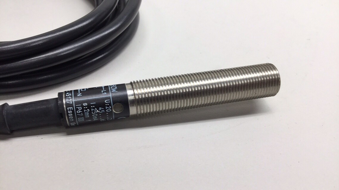 IFM Efector IFA2002-ABOW Inductive Proximity Switch Sensor IF0303