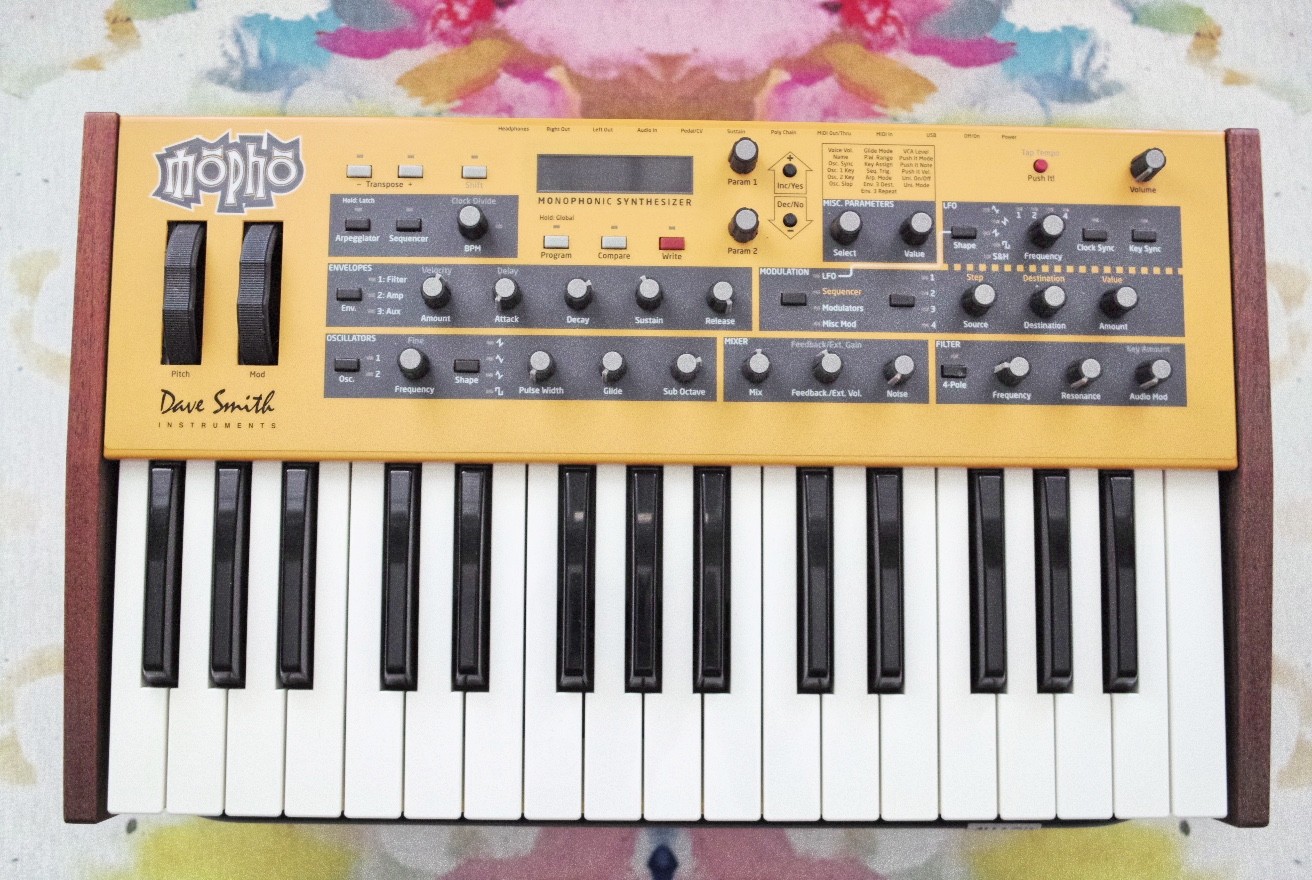 Dave Smith Mopho Monophonic Analog Keyboard Synthesizer With Extras!!!