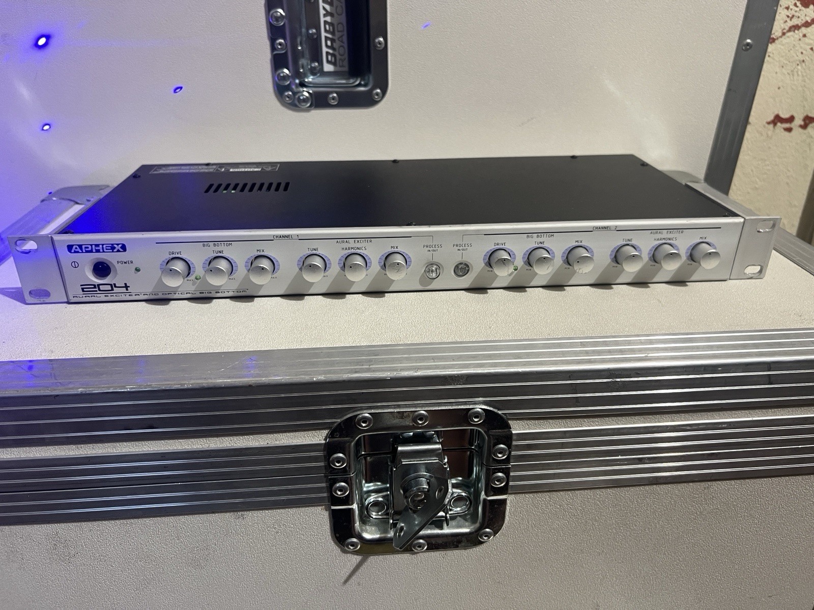 Aphex 204 Aural Exciter w/ Optical Big Bottom