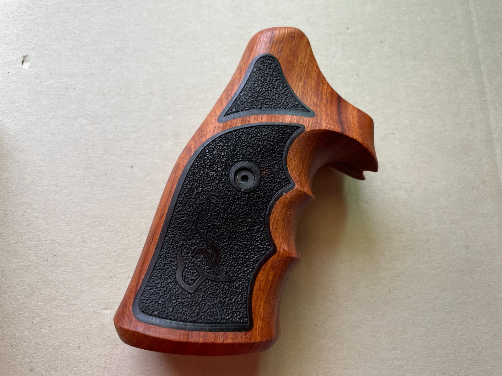 New 2Tone wood Target Grips Compatible with Taurus Medium/Large Frame Square