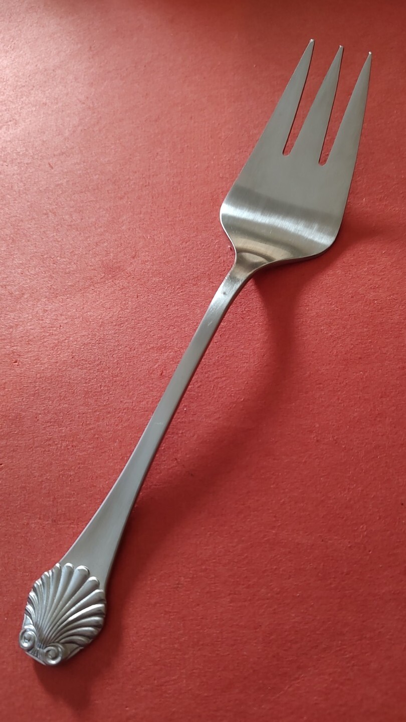 Supreme Cutlery Aphrodite Shell Stainless Serving Fork 8 5/8" Japan Free Ship