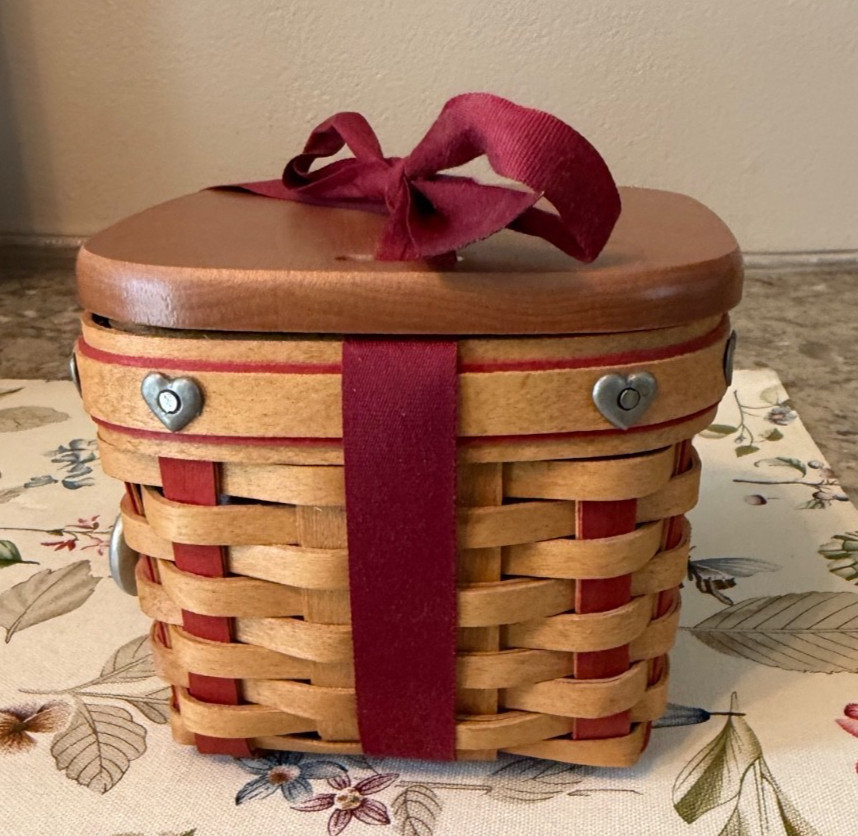 Longaberger 2002 Sweetest Gift Small Basket Combo ~ BLPL tie on #1