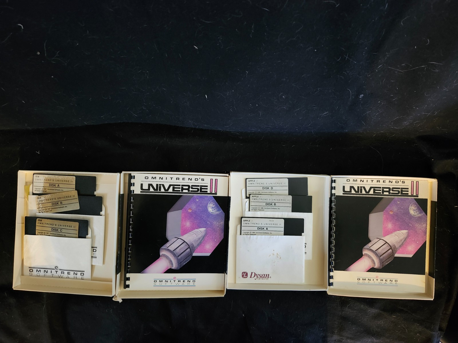 Universe II by Omnitrend's Software for Apple II+,IIe,IIc,IIgs 1986 & 1987