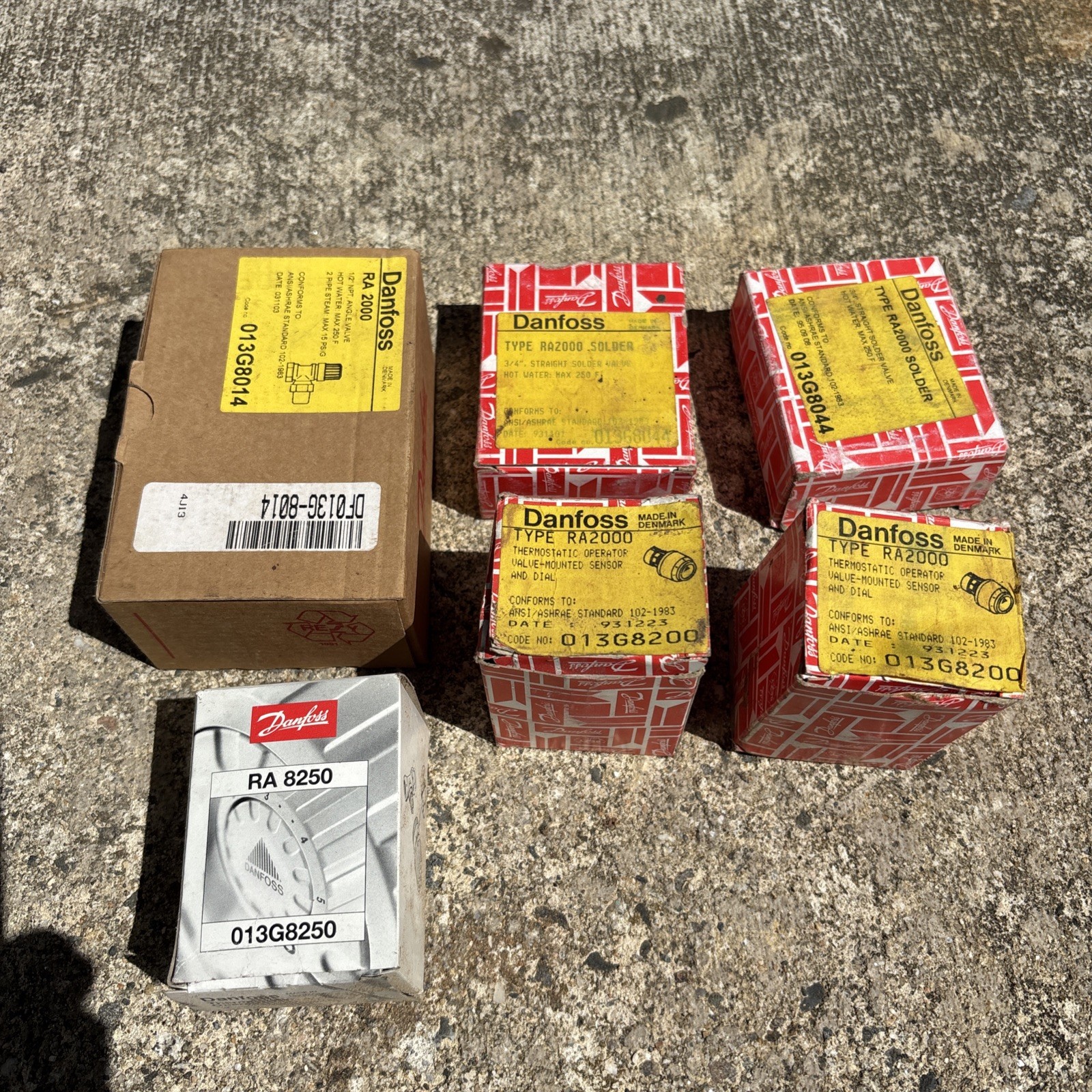Danfoss 013G8200 8250 RA 2000 013G8044 Lot Thermostatic Radiator Valve Operator