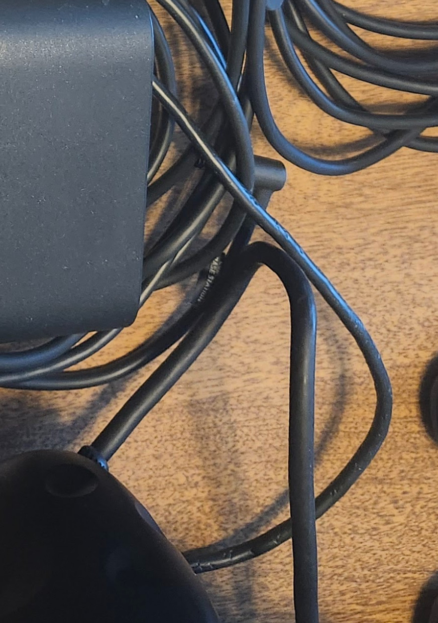 HTC VIVE 1ST GEN VR COMPLETE KIT