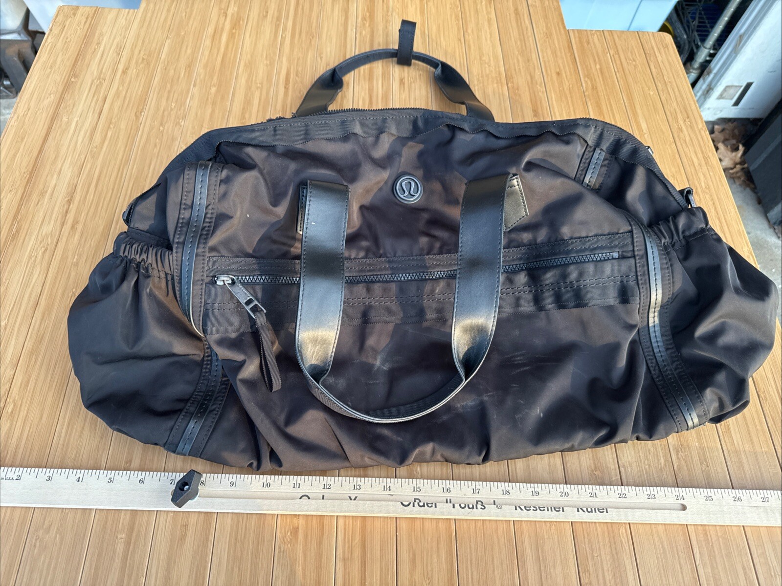 Lululemon Sunday Funday 25L Duffel Bag Gym Bag Travel Carry-On Polyester *Read*