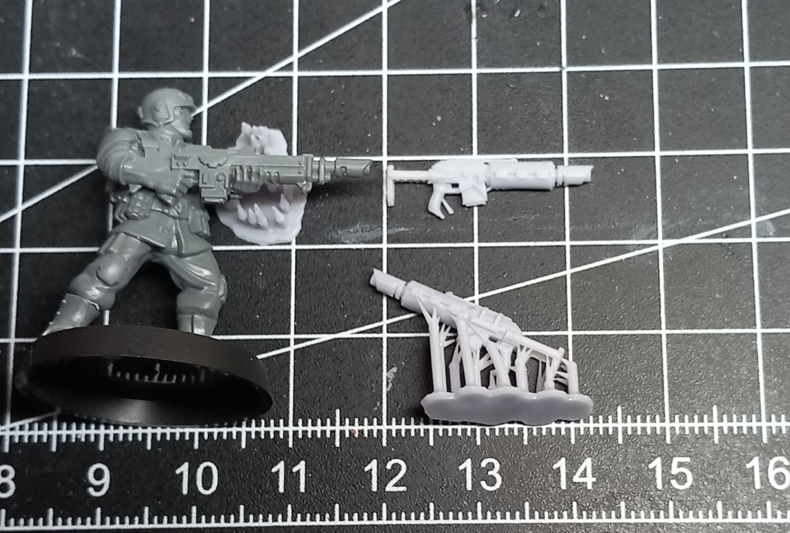 28mm alternative Lasgun Rifle Sci Fi Upgrades Parts Bits Lot 10 auto hand lasers