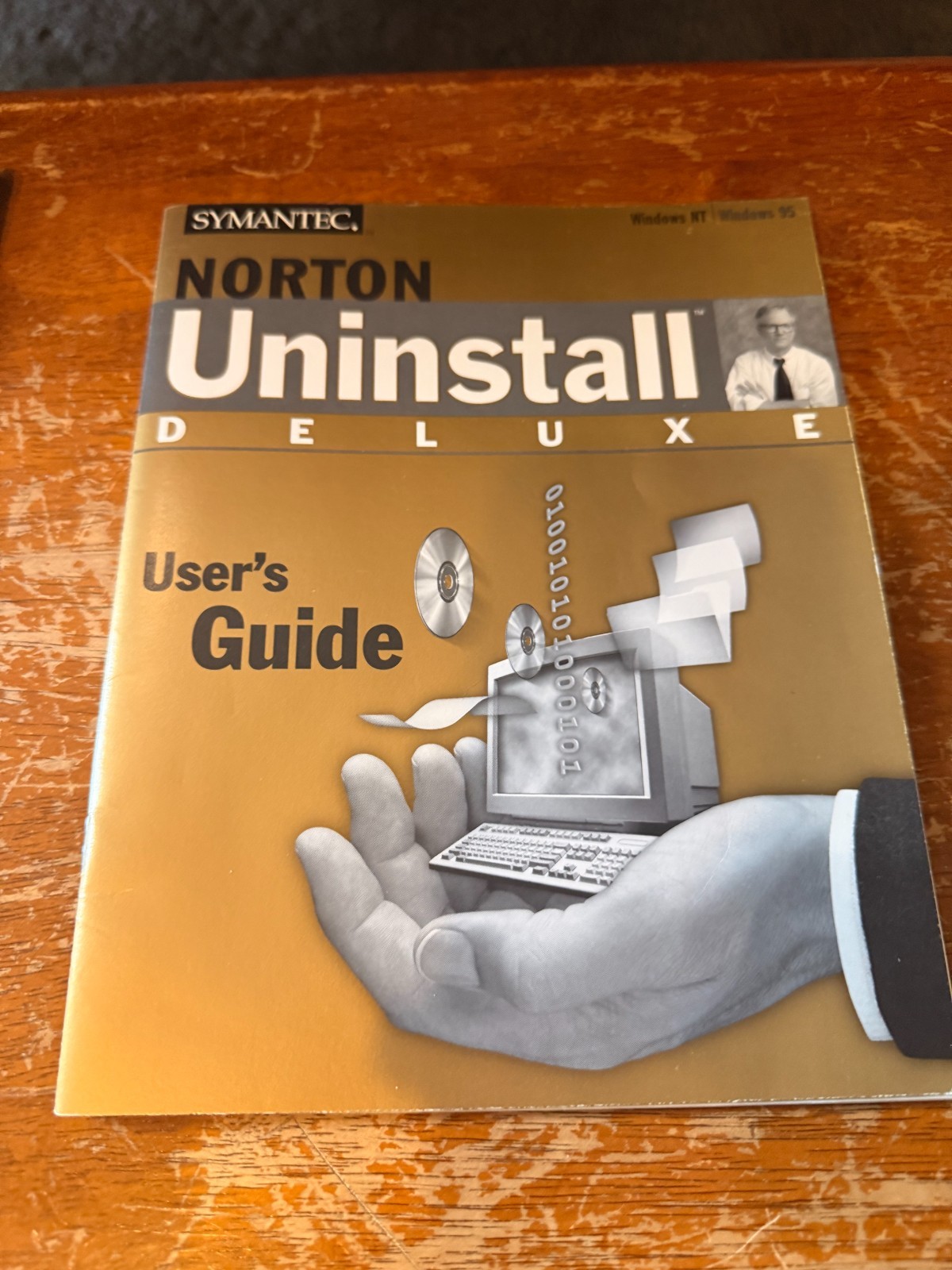 ⭐️⭐️ 1997 Norton Uninstall Deluxe Symantec Windows NT 95 PC User Guide Book