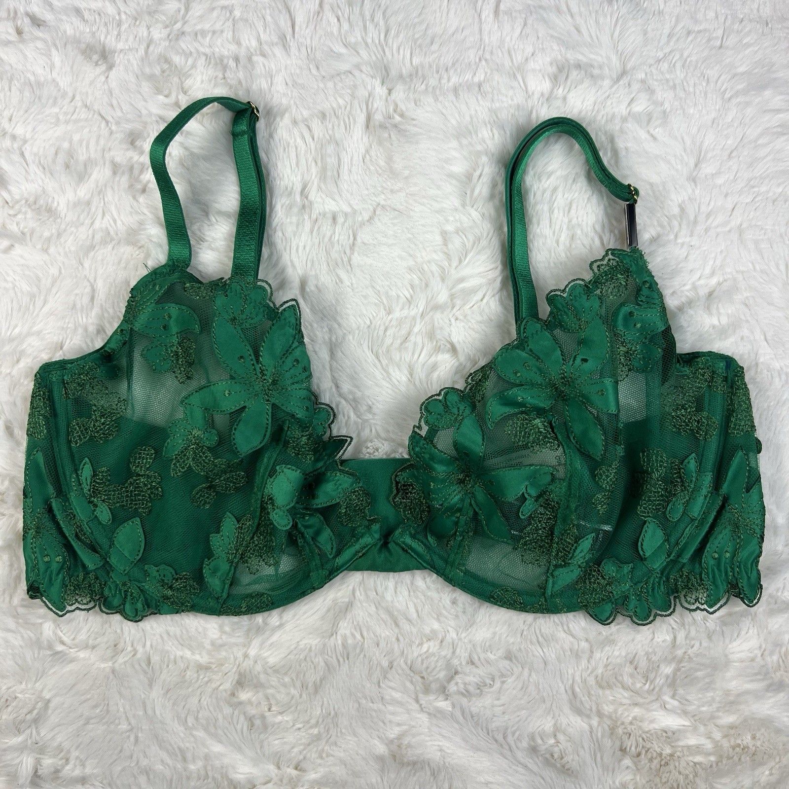 Victoria's Secret Very Sexy Ziggy Floral Lace Embroidery Demi Bra Green 36D NWT