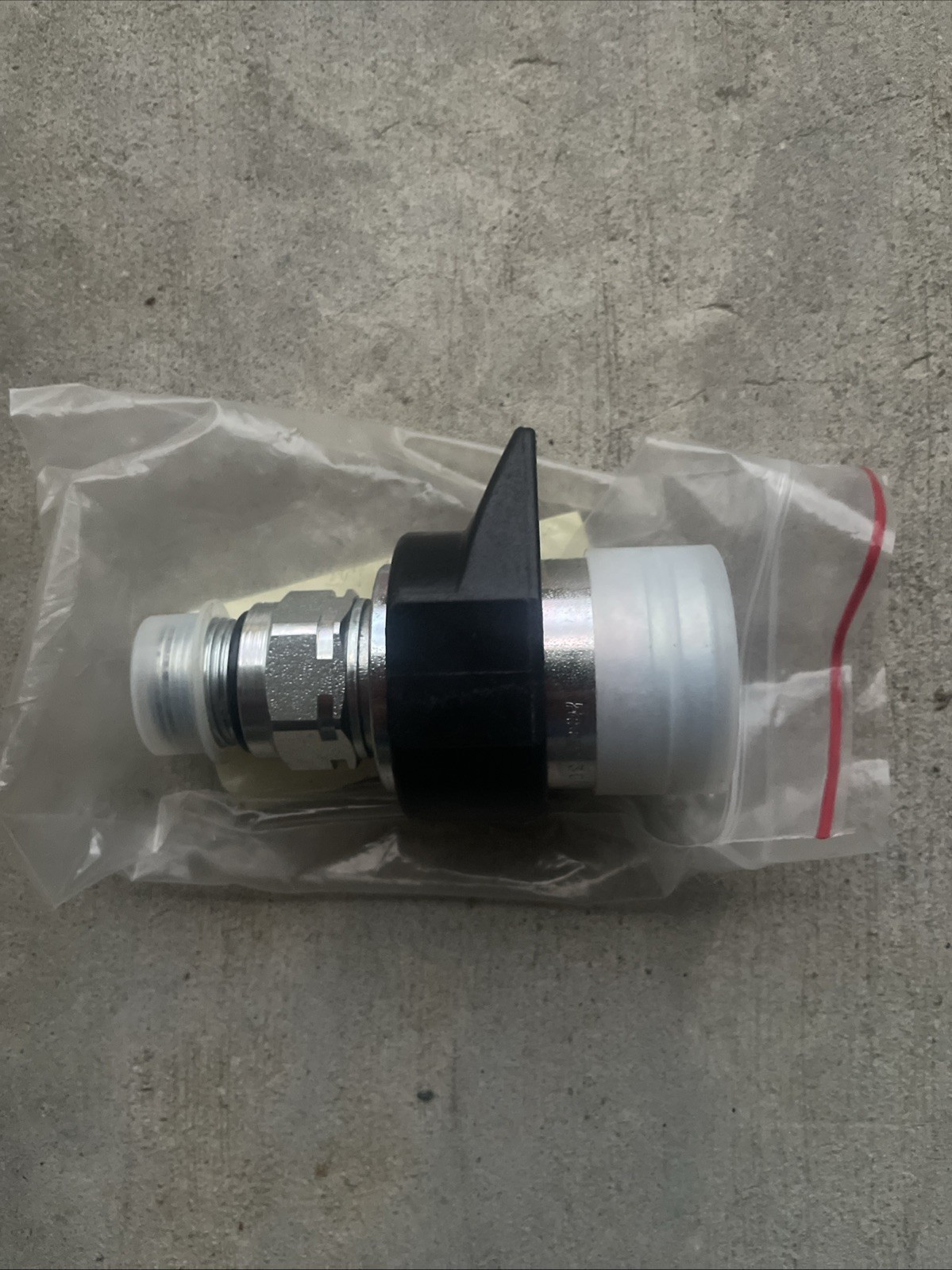John Deere Hydraulic Disconnect RE255757
