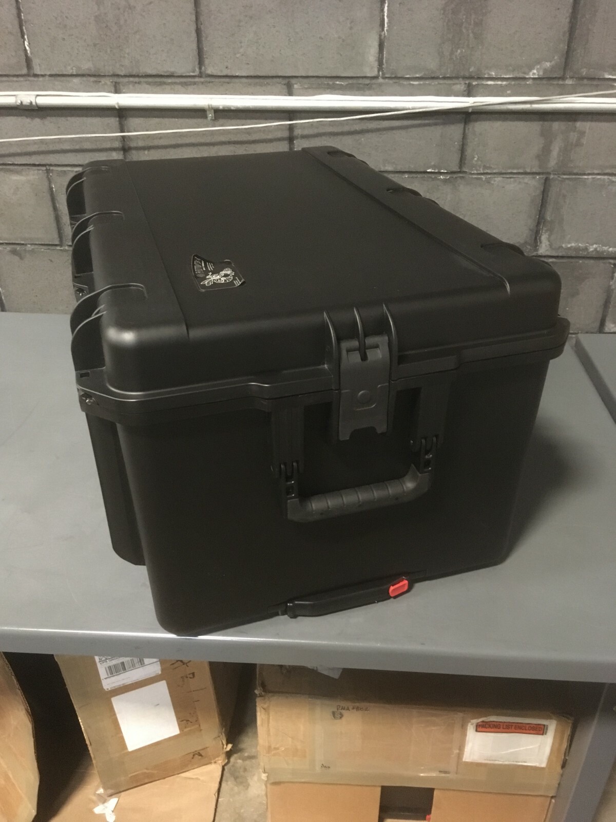 HIVE LIGHTING Hard Rolling Flight Case for Three C-Series Lights