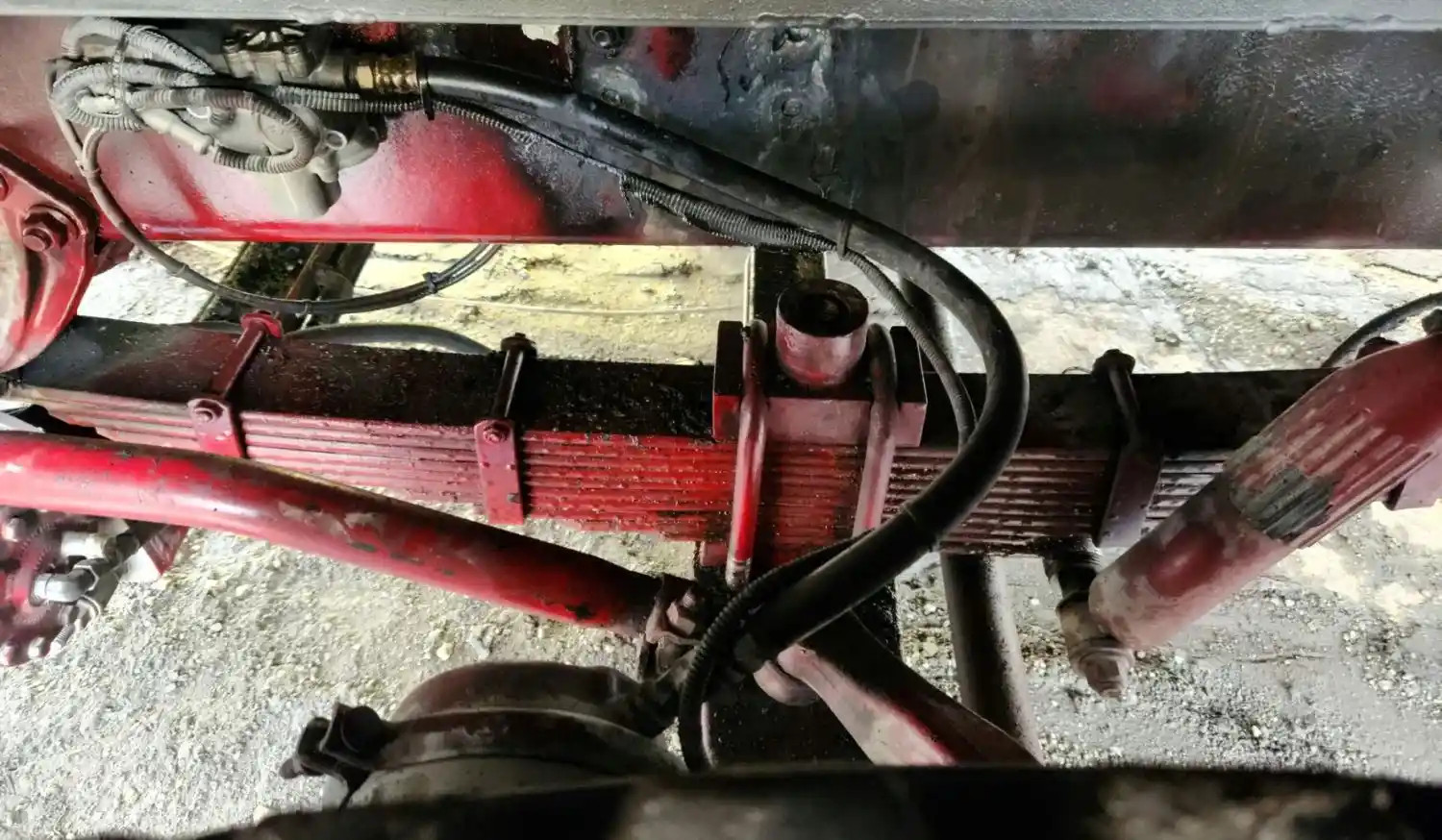 (Used) 2007 KME Kovatch Fire Truck, FRONT LEAF SPRINGS Front Leaf & Springs  P-6