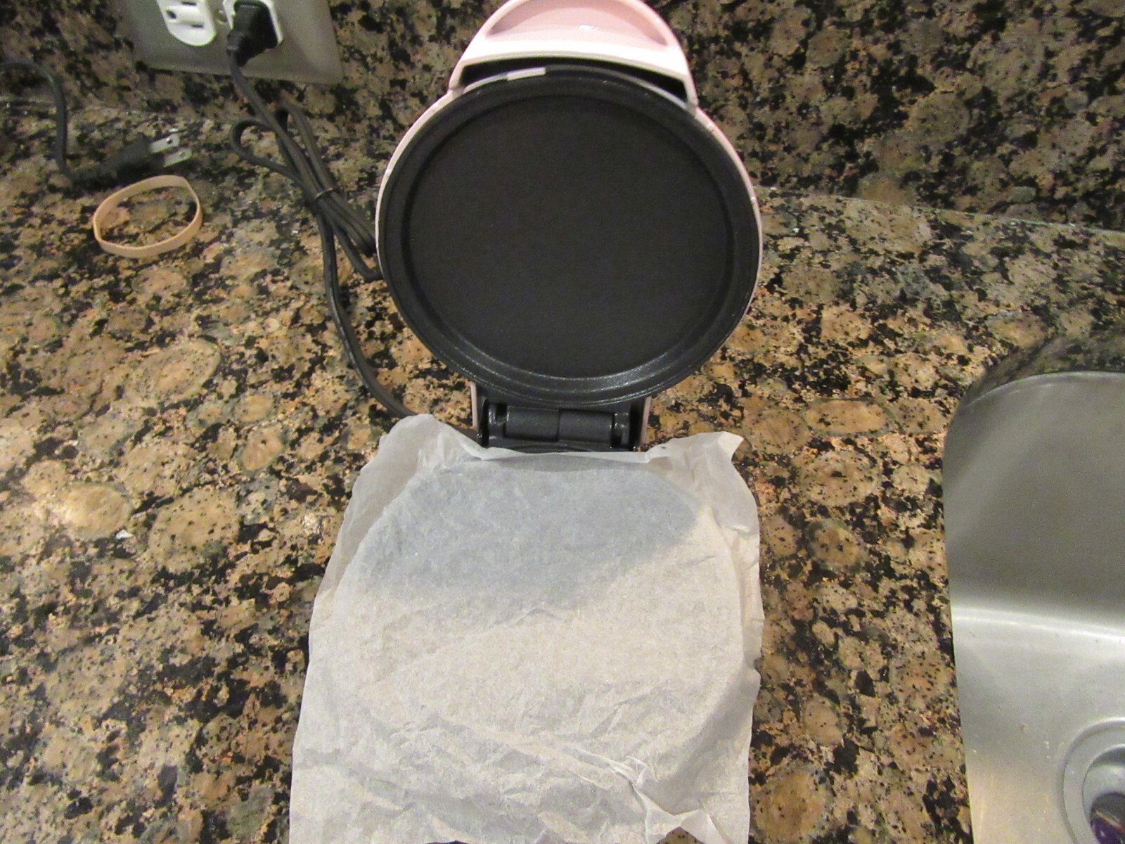 New Pink Dash Mini Maker Griddle 4" Cooking Surface Easy and Fun! Eggs + More!