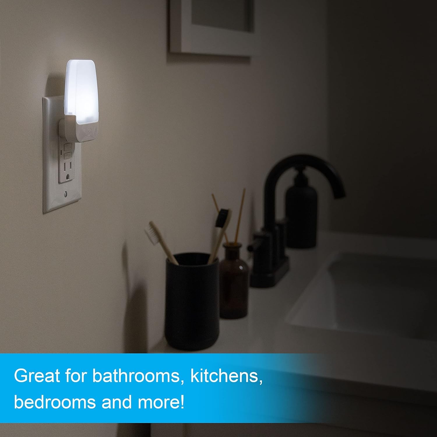 LED Night Lights Plug Into Wall, Dusk to Dawn Sensor,Ambient Lighting,White-2Pcs