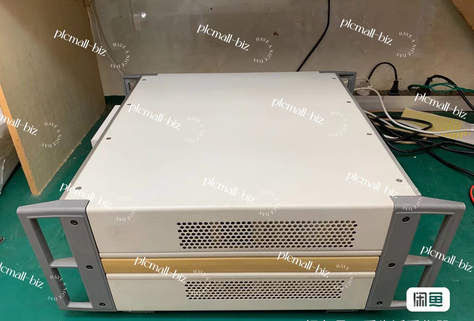FLUKE 5500A Machine Calibrator FLUKE 5500A FLUKE 5500A#