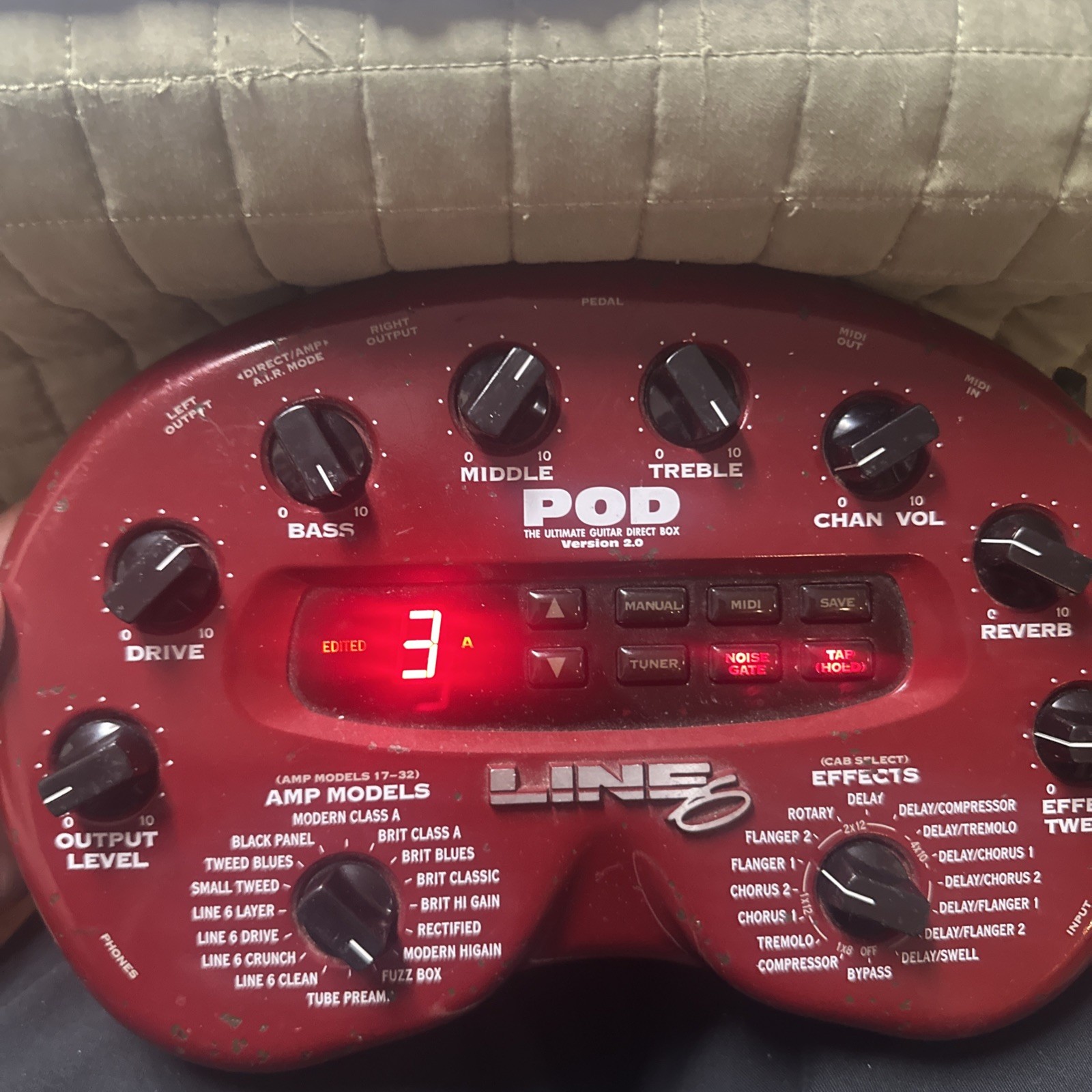 Line 6 POD 2.0 Multi-Effects Guitar Effect Pedal