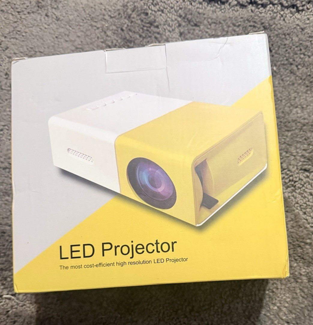 LED Projector 1080p Max 800x480 Native 1000lm HDMI USB SD AV VGA White/Yellow