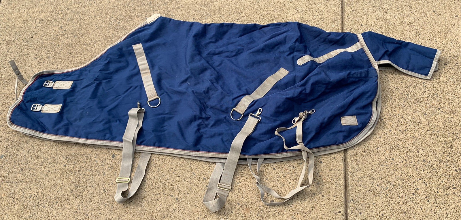 Turn Out Horse Blanket 6’4” or 76”