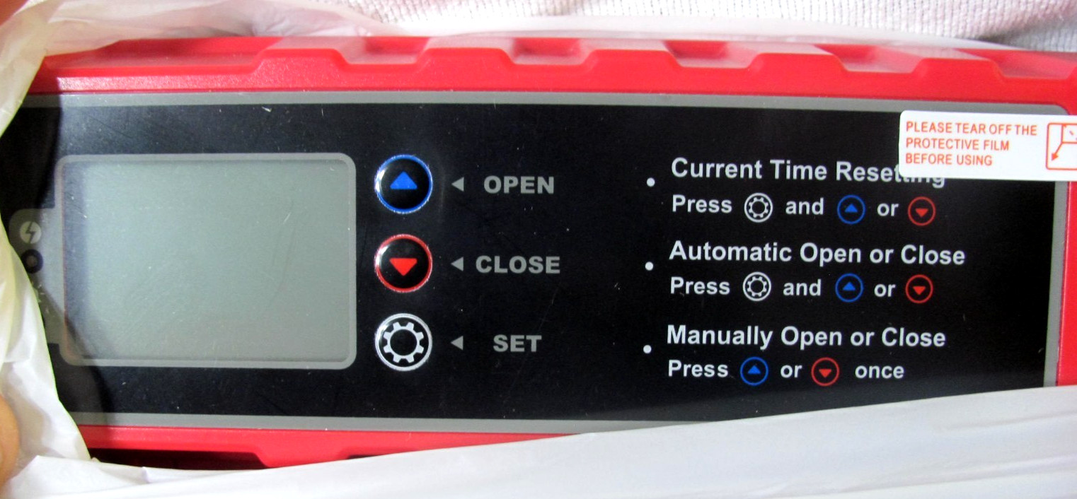 Fabstyl Automatic Chicken Coop Door Solar\Power New Open Box