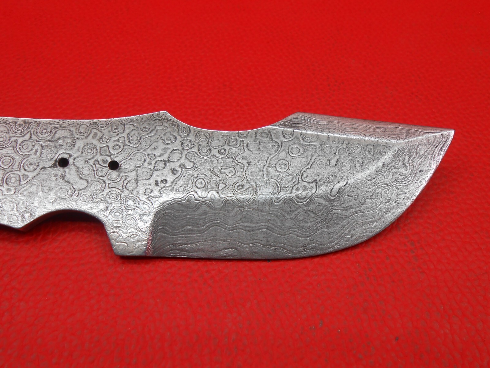 Custom Handmade Pattern Damascus Steel Tracker knife blade blank For Supply S119