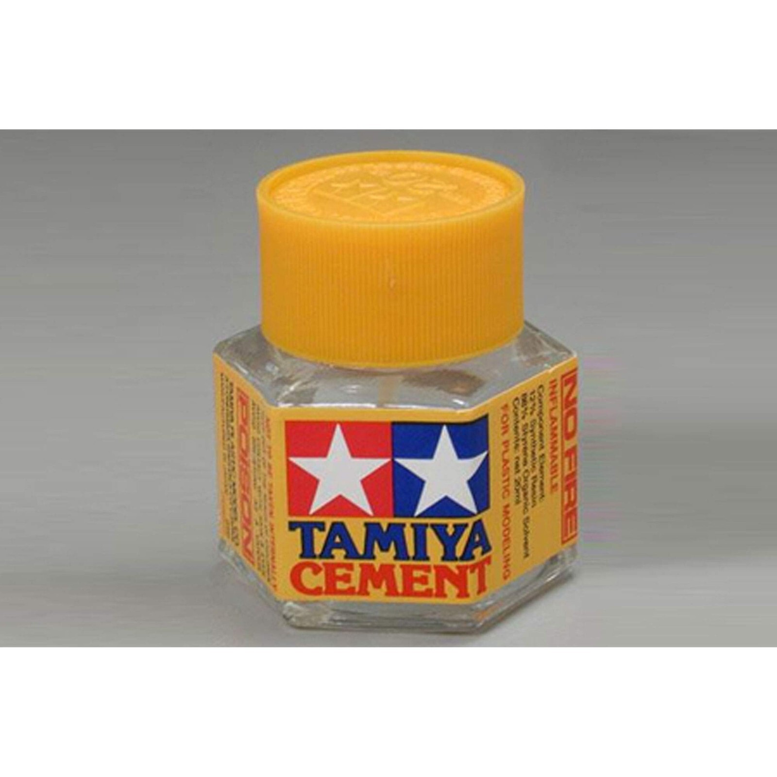 Tamiya 87012 Plastic Cement for Styrene/Acrylic 20 ml (0.67 fl oz)