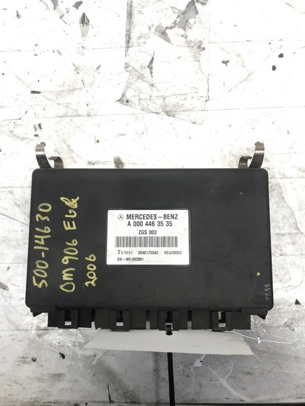 2006 Common Powertrain Control Module A0004463535 for Mercedes OM906 (586-10375)