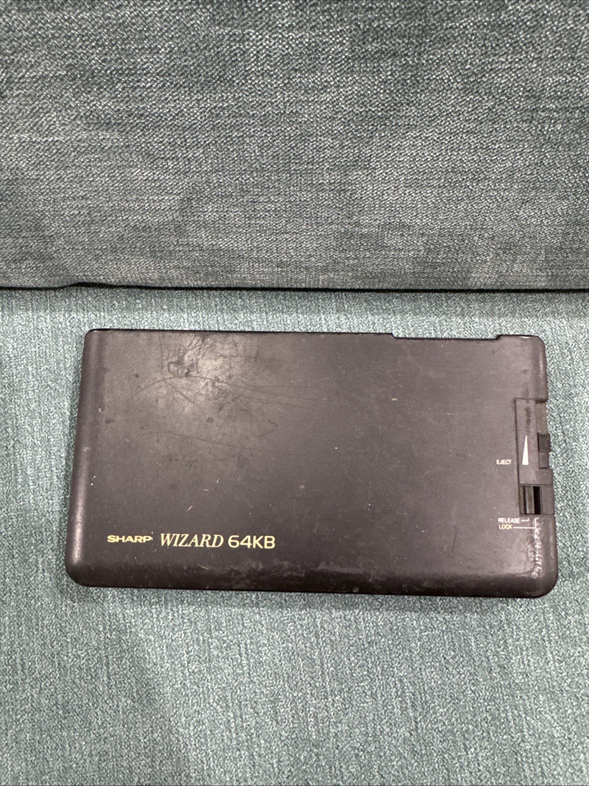 Sharp Wizard OZ-8000 64kb Electronic Organizer - Untested - FOR PARTS ONLY