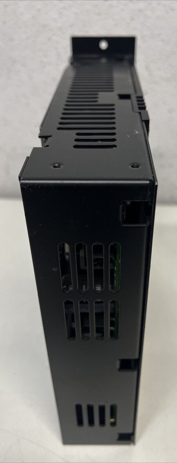 YASKAWA DR1-A3BC N00A SA-5 Servo AMP 100-115V